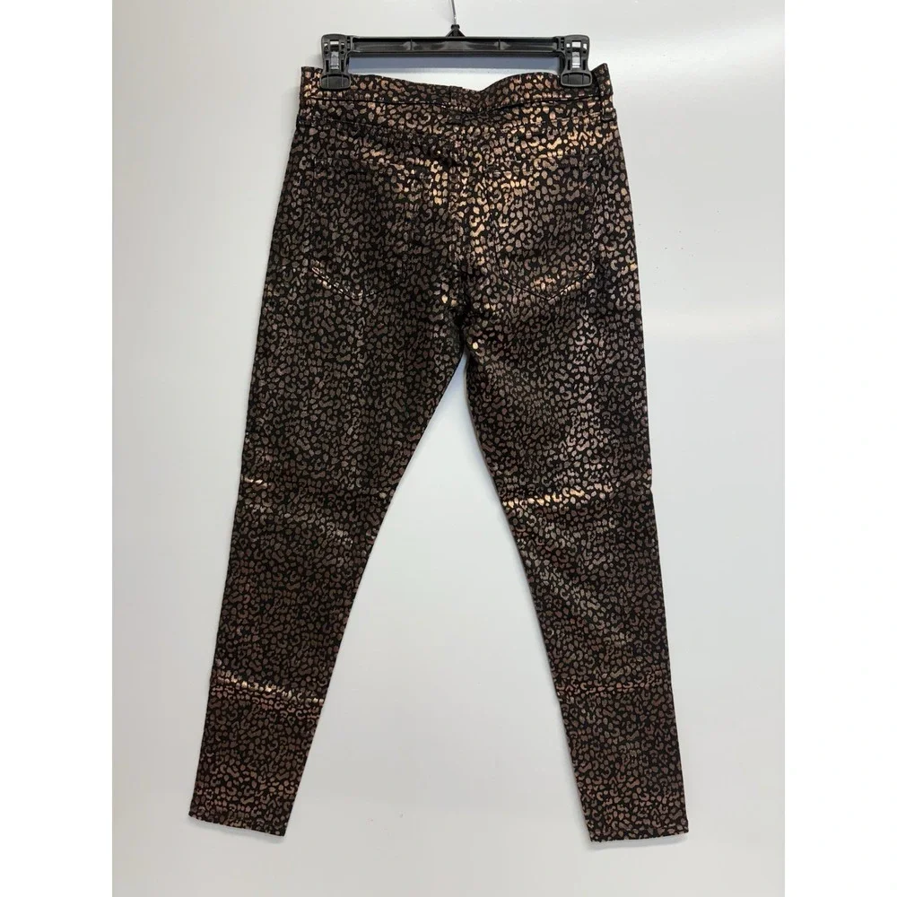 Banana Republic product pair
